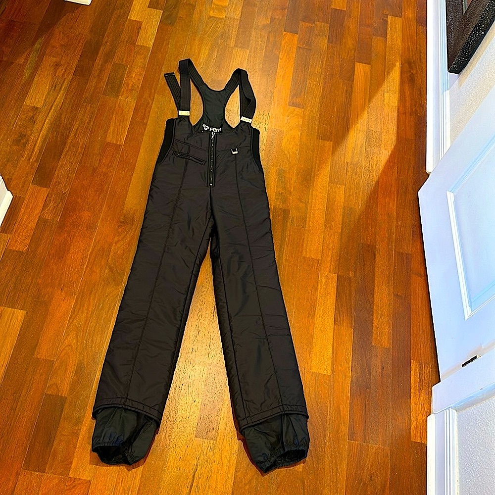 Fera Women’s Black Ski Bib Size 4/6 (EU10)